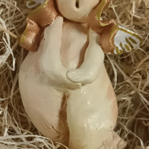 Aniołek Calista – anielska śpiewaczka z nutką swobody